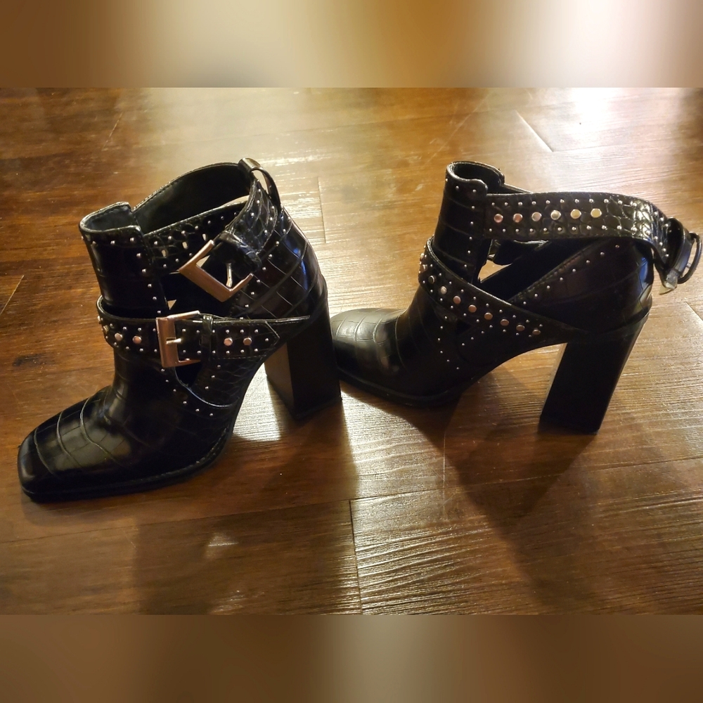 Zara Bucke Boot
